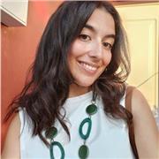 Soy una persona con herramientas para aportar a los alumnos y con ganas de hacer aprender y aprender yo misma.